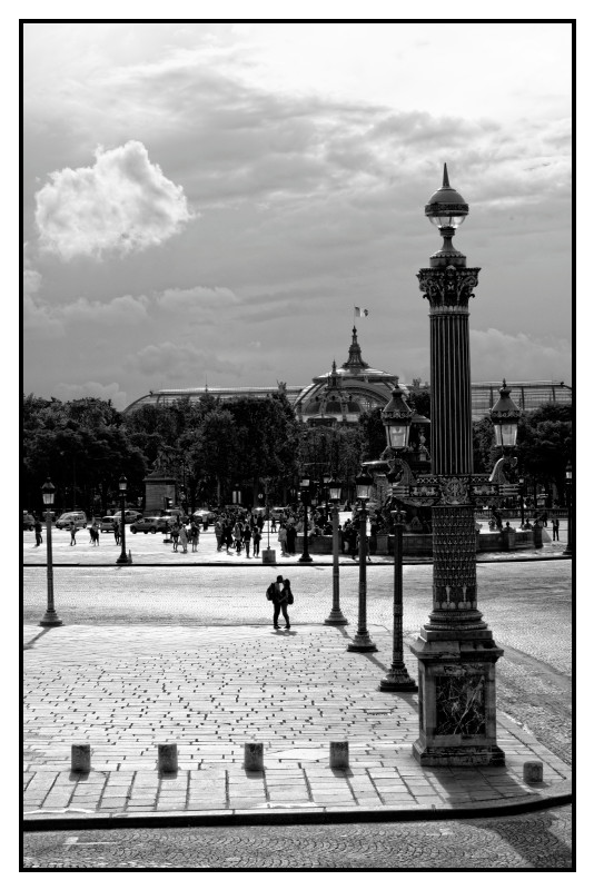 ParisPlace de la ConcordeSeuls au monde