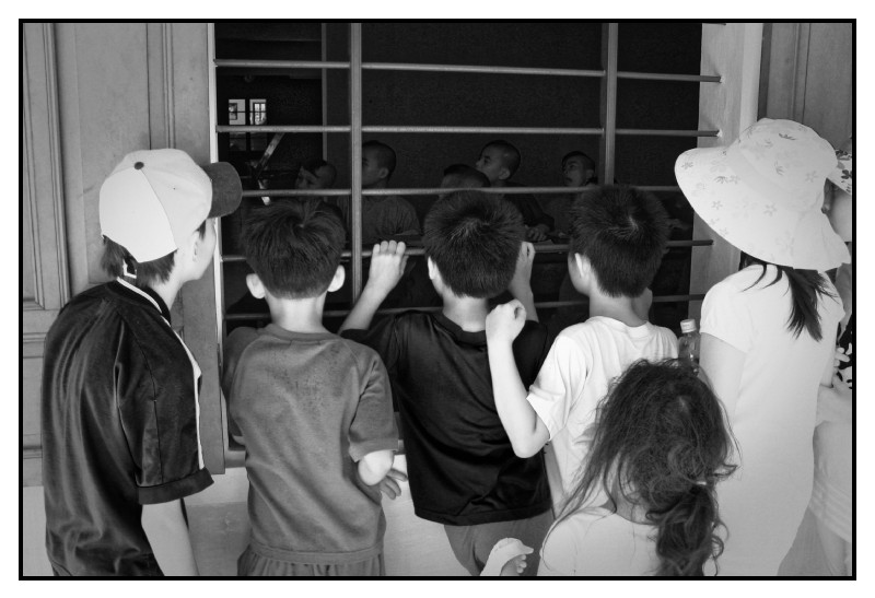 hue 0260 web (1)